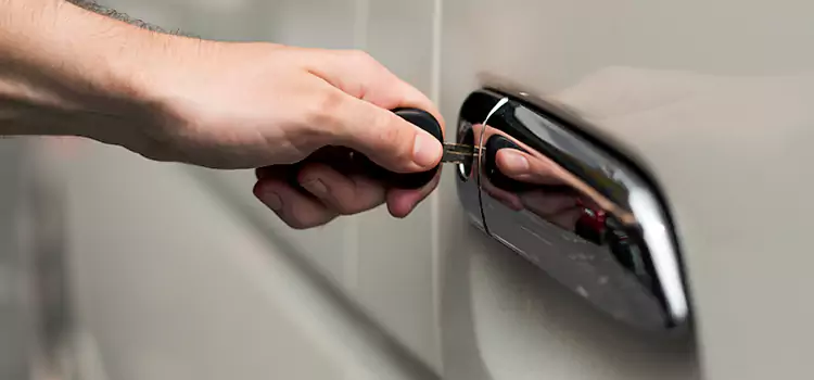 Why Choose Our Auto Locksmith Team in Plymouth, MN?